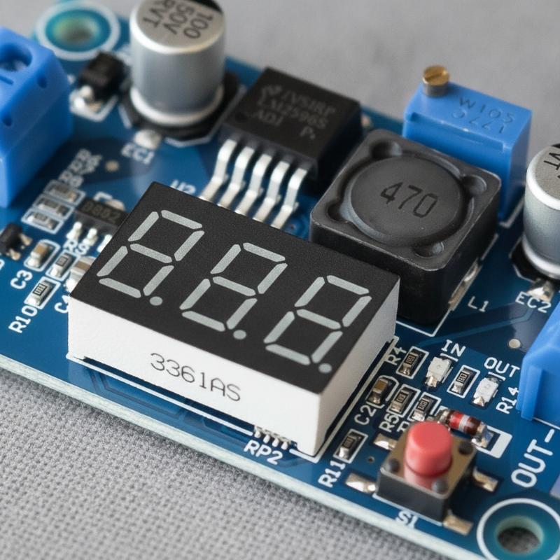 LM2596S 2.5-40V 3A  Converter  - огляд і ціна Outdoor Power Module